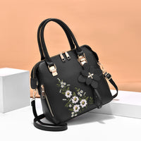 Factory Wholesale Women&#039;s Bag 2023 New Fashion Embroidered Handbag Middle-aged Simple Shoulder Messenger Bag A Generation Of Hair