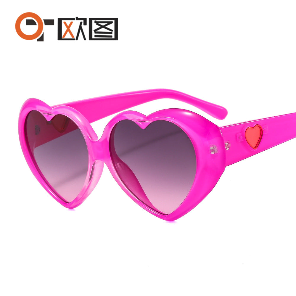 Fashion Women&#039;s Big Frame Ins Internet Celebrity New Love Sunglasses Face Repair Street Photography European And American Personality Trendy Sunglasses A520